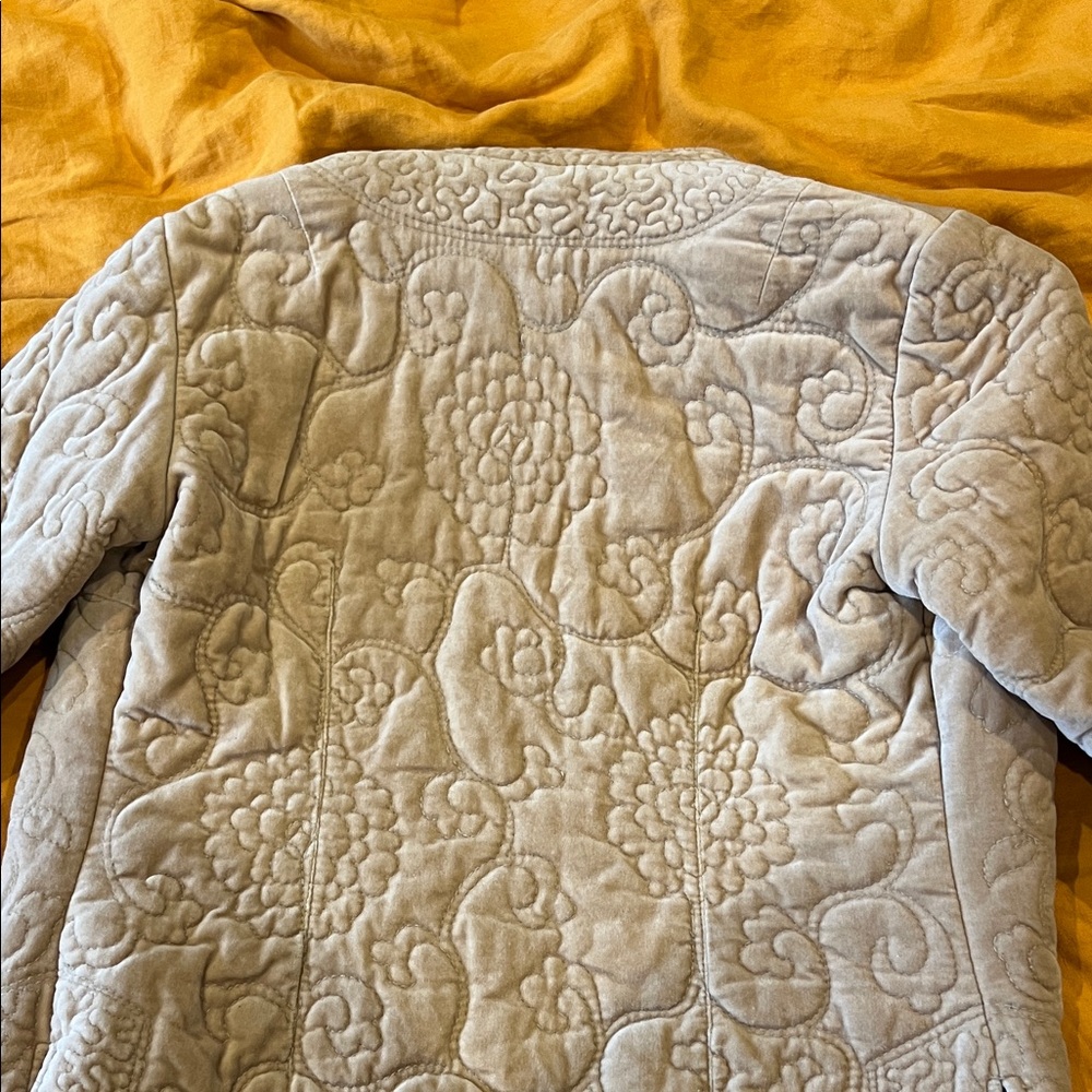 Elegant Chinese Tan 90s vintage floral Quilted Jacket - Picture 3 of 4